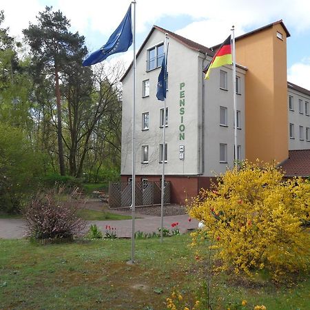 Landguthotel Hotel-Pension Sperlingshof 달고프 외부 사진