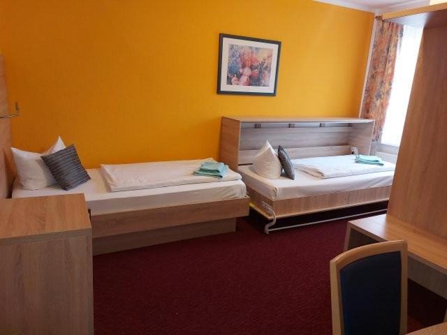 Landguthotel Hotel-Pension Sperlingshof 달고프 외부 사진