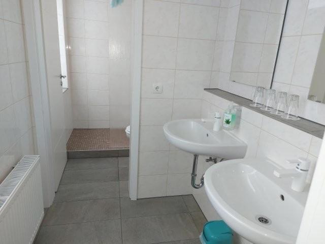 Landguthotel Hotel-Pension Sperlingshof 달고프 외부 사진