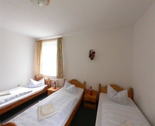 Landguthotel Hotel-Pension Sperlingshof 달고프 외부 사진